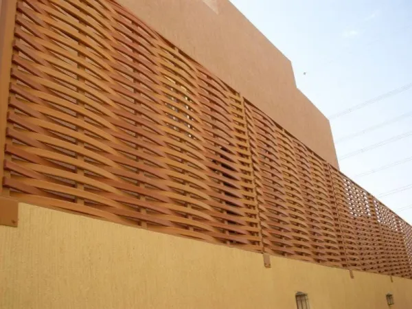 Privacy Screens and Fences UAE: Sawater, Fabric Screens, Metal Fencing for Homes and Gardens
